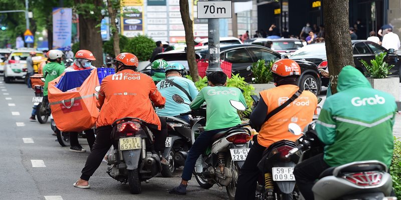 Tuyển nhân viên giao hàng sáng sớm có nhu cầu cao